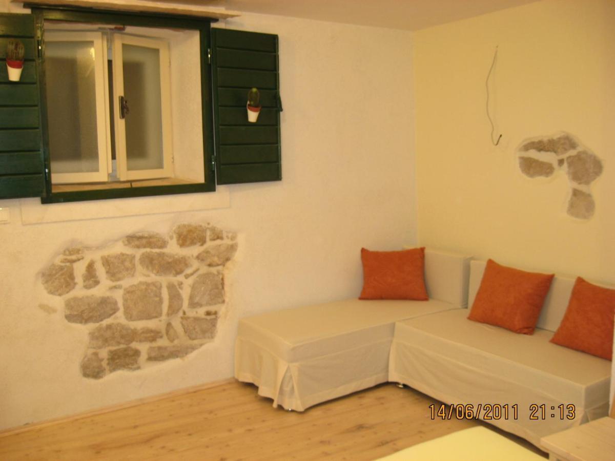 Apartments Elena Σπλιτ Εξωτερικό φωτογραφία